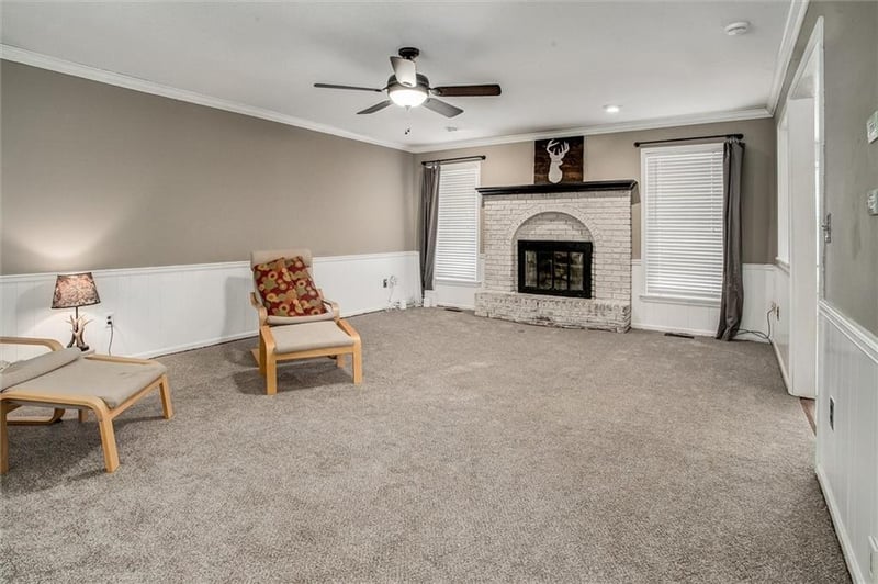 6630 N Anita Ave, Kansas City, MO 64151