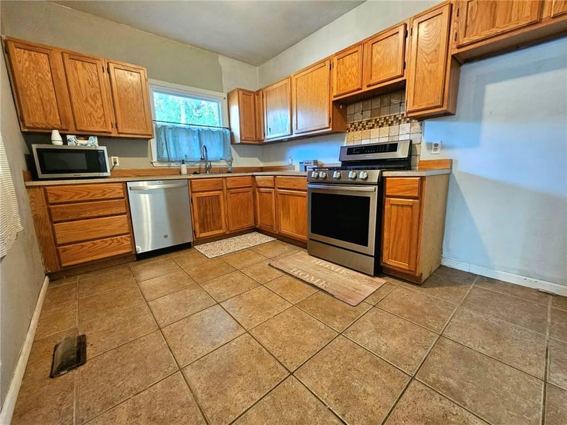 604 W Washington St, Pittsburg, KS 66762