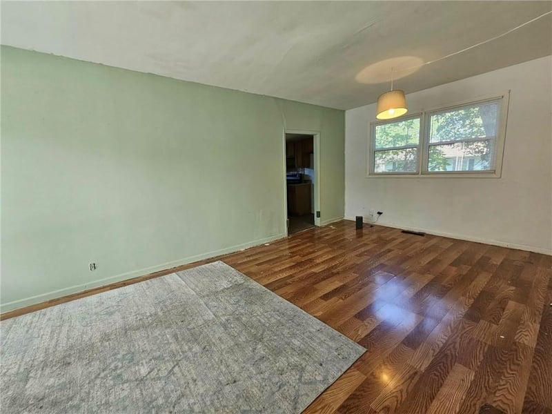 604 W Washington St, Pittsburg, KS 66762