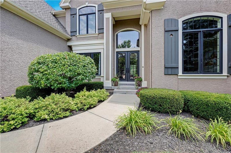 14911 Birch St, Leawood, KS 66224