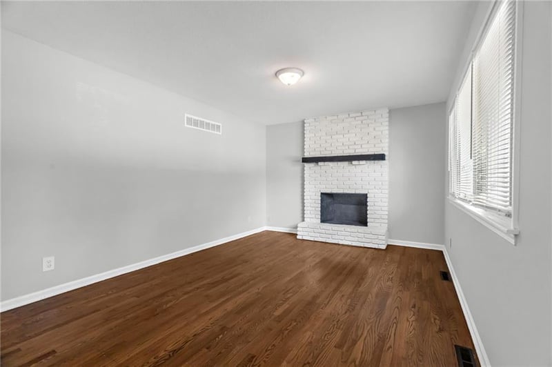 604 S Stevenson St, Olathe, KS 66061
