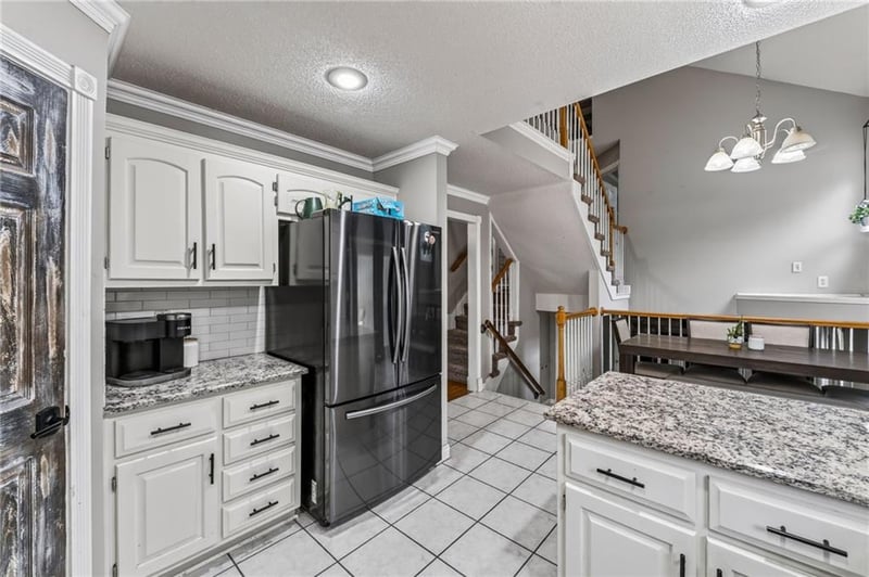 21417 E 50th Ter S, Blue Springs, MO 64015