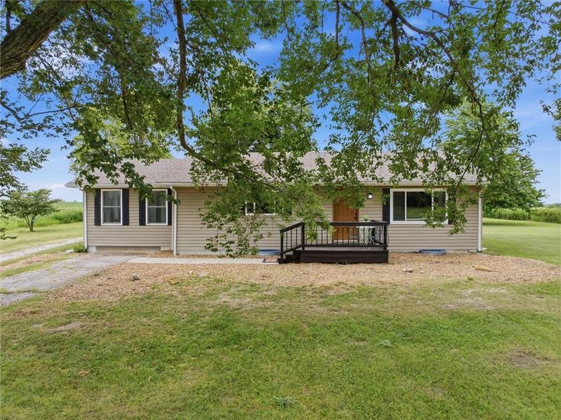 409 SW 1200 Rd, Chilhowee, MO 64733
