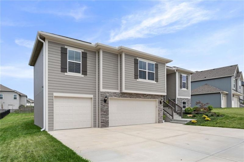 1218 NE 122nd St, Kansas City, MO 64165