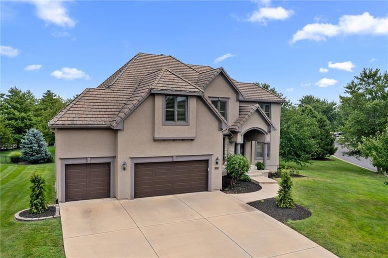 14525 Ballentine St, Overland Park, KS 66221