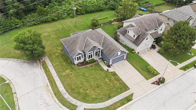 7411 N Tipton Ave, Kansas City, MO 64152
