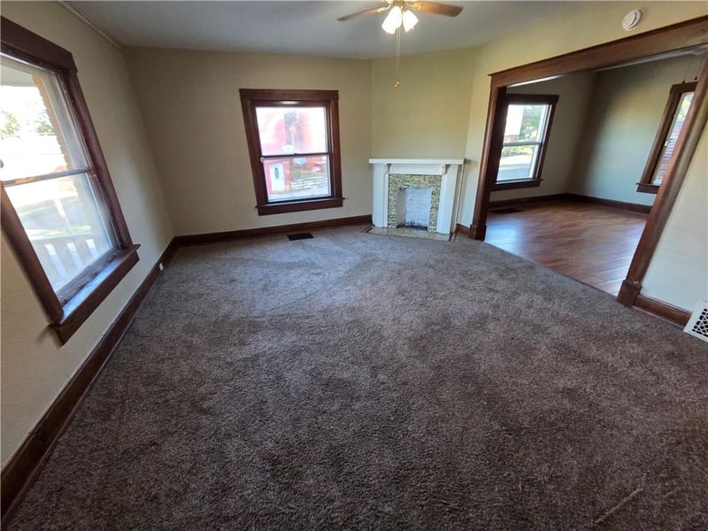 113 N 17th St, St Joseph, MO 64501