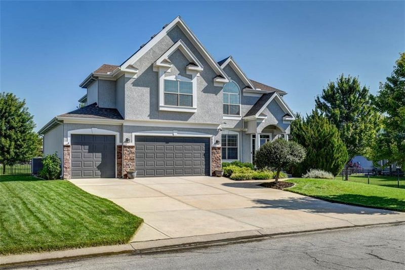 16481 S Ryckert St, Olathe, KS 66062