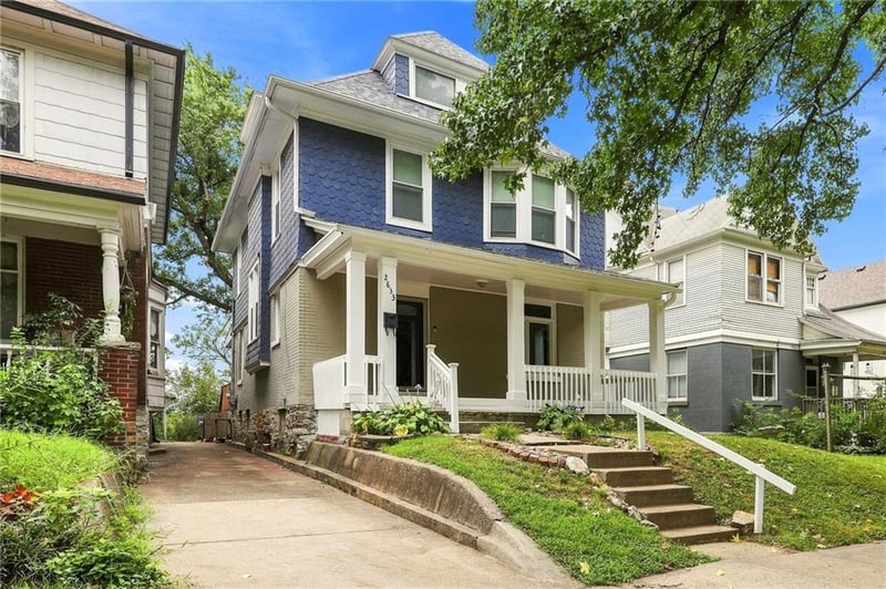 2833 Peery Ave, Kansas City, MO 64127