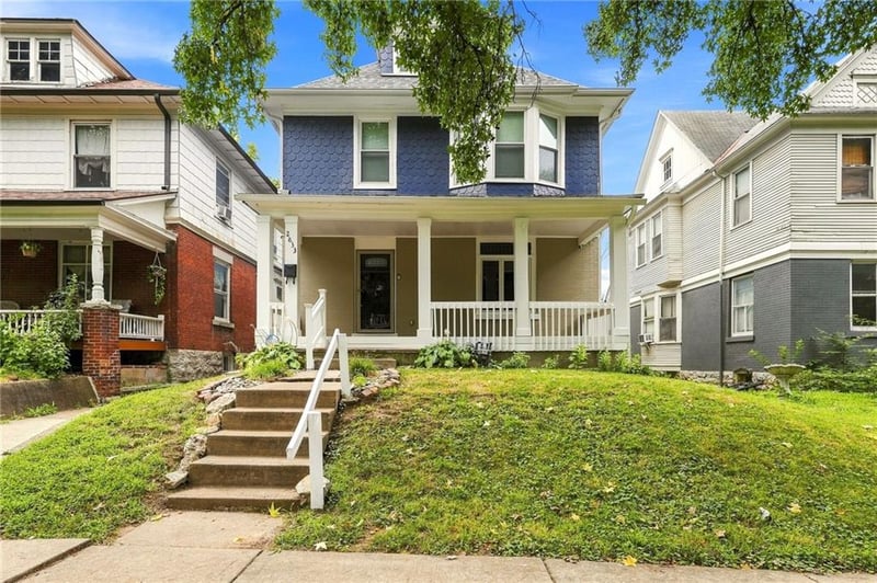 2833 Peery Ave, Kansas City, MO 64127