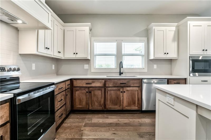 16978 S Brentwood St, Olathe, KS 66062