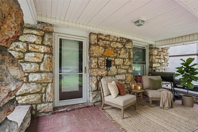339 Spruce Ave, Kansas City, MO 64124