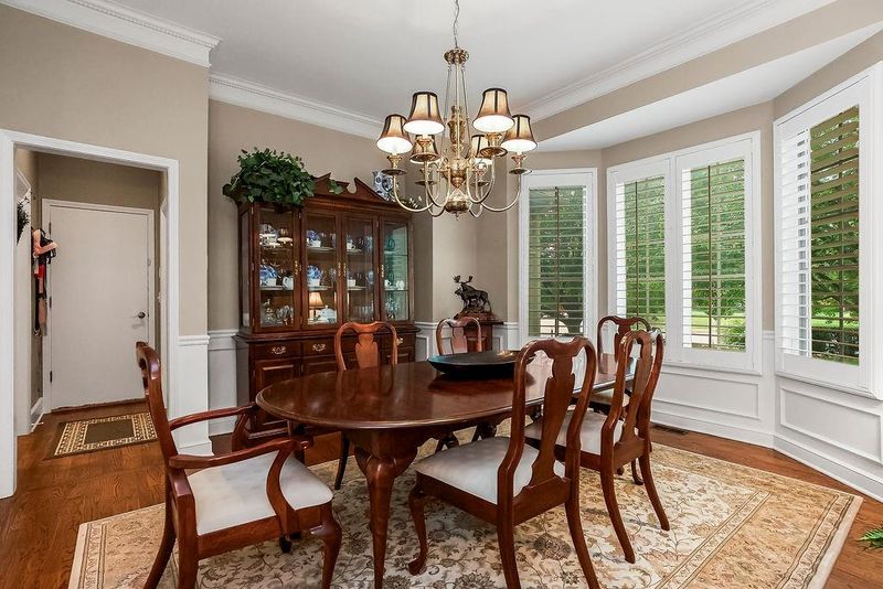 13012 Rosehill St, Overland Park, KS 66213