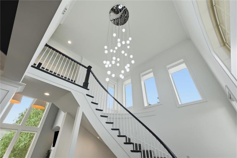 15728 Canterbury St, Overland Park, KS 66224
