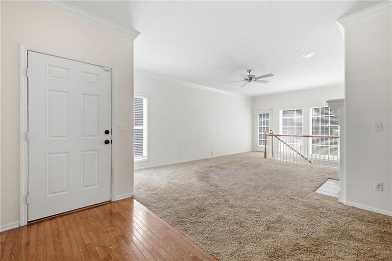 15560 Floyd St, Overland Park, KS 66223
