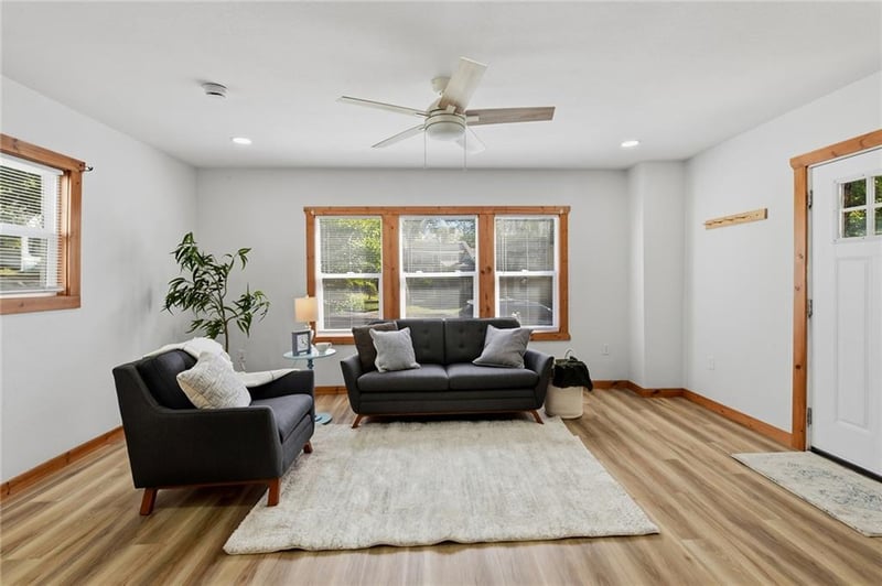 1122 2nd Ave, Leavenworth, KS 66048