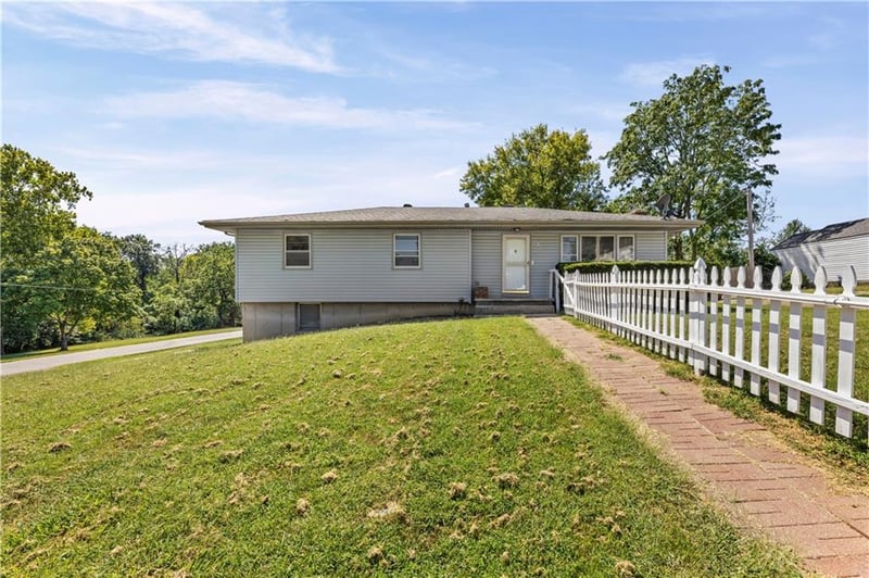 2619 NE 47th Ter, Kansas City, MO 64117