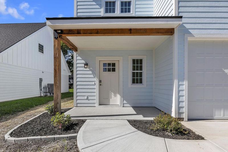 607 N Mead St, Cameron, MO 64429