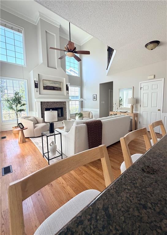 8925 W 132nd Ter, Overland Park, KS 66213