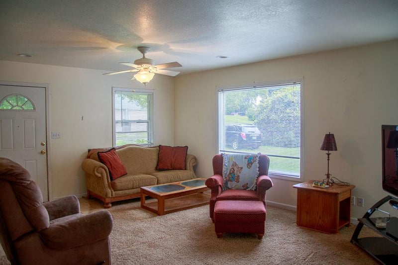 1926 Garland St, Leavenworth, KS 66048