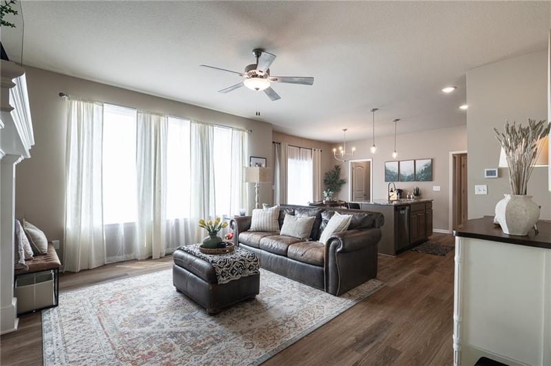 27407 E Sycamore St, Lee's Summit, MO 64086