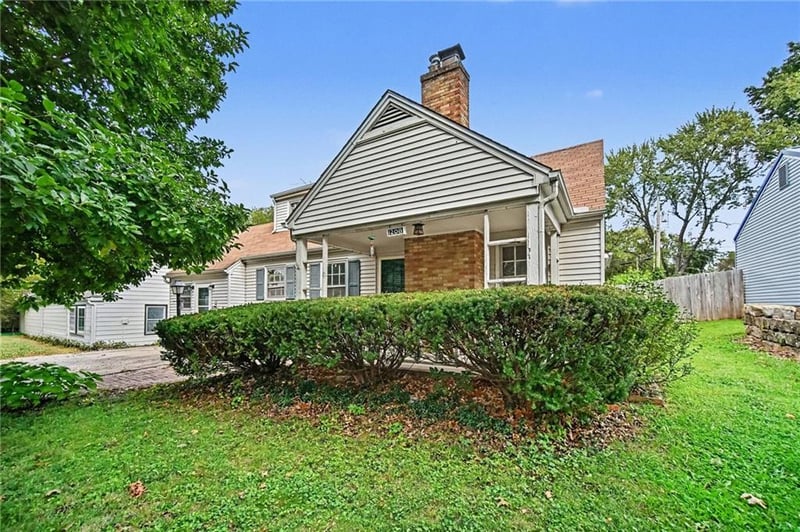 1208 W 25th Ter, Independence, MO 64052