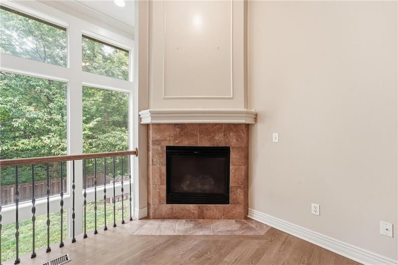 9038 N Saint Clair Ave, Kansas City, MO 64154