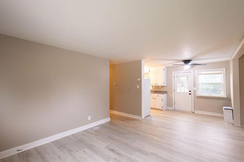 10905 E 47th St, Kansas City, MO 64133