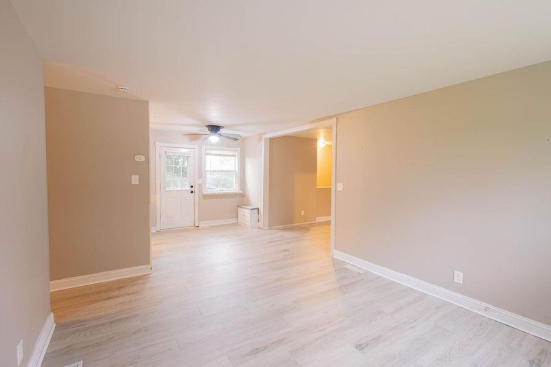 10905 E 47th St, Kansas City, MO 64133
