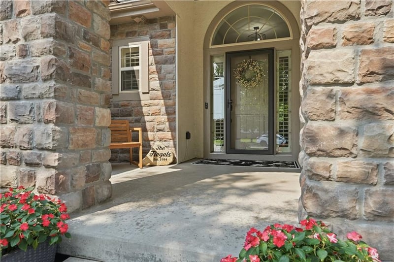 11637 W 154th St, Overland Park, KS 66221