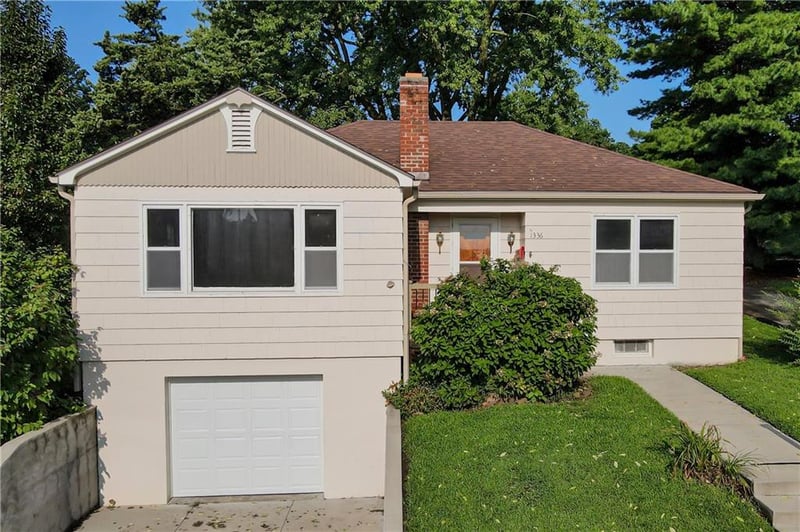 1336 6th Ave, Leavenworth, KS 66048