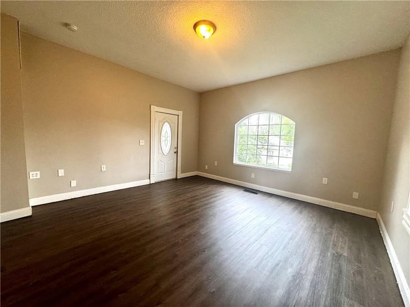 605 Harmon St, St Joseph, MO 64504