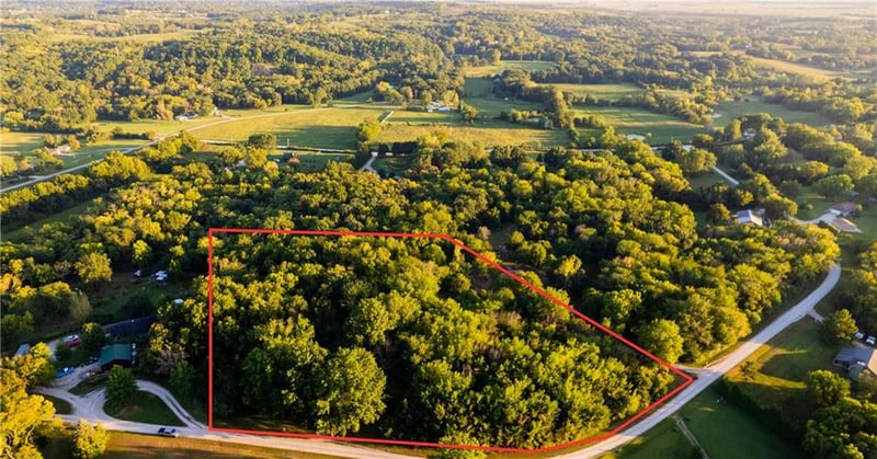 11325 Deer Haven Ln, Excelsior Springs, MO 64024