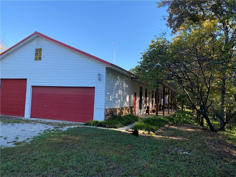 321 NW 1071st Rd, Centerview, MO 64093