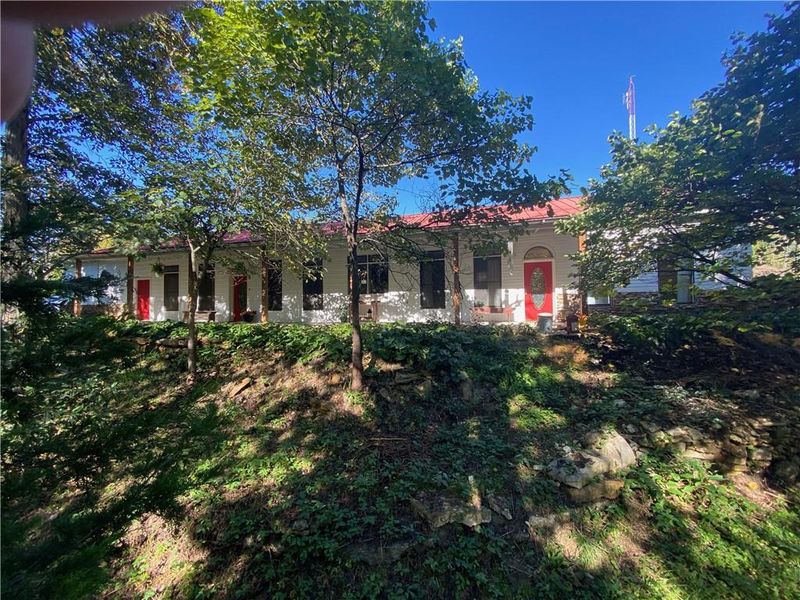 321 NW 1071st Rd, Centerview, MO 64093