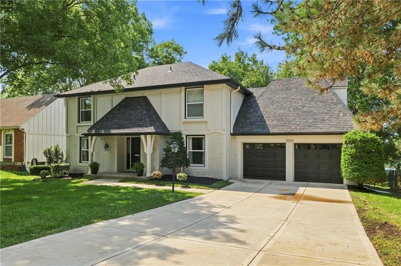 11239 W 99th Pl, Overland Park, KS 66214