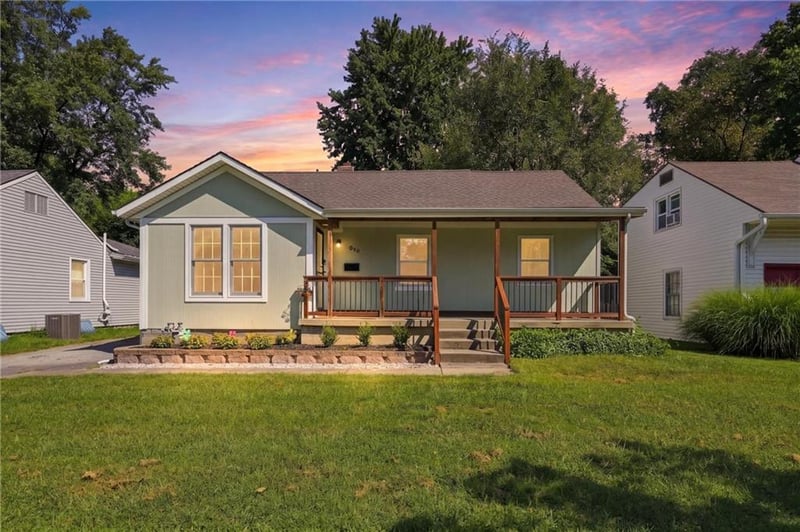 610 W 86th Ter, Kansas City, MO 64114