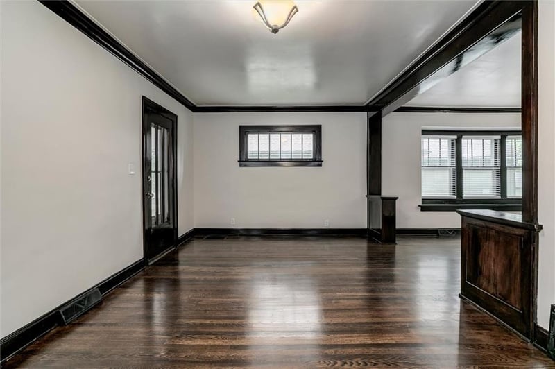 4206 Bell St, Kansas City, MO 64111