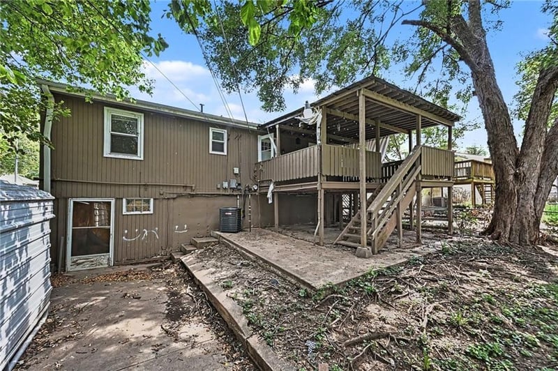 8026 NE 50th St, Kansas City, MO 64119