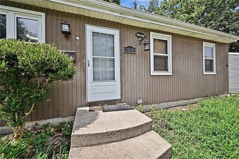 8026 NE 50th St, Kansas City, MO 64119