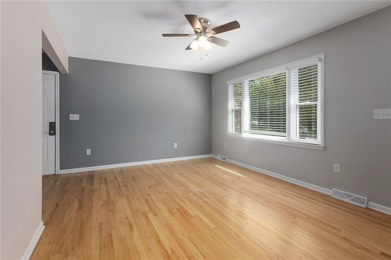 4634 N Denver Ave, Kansas City, MO 64117