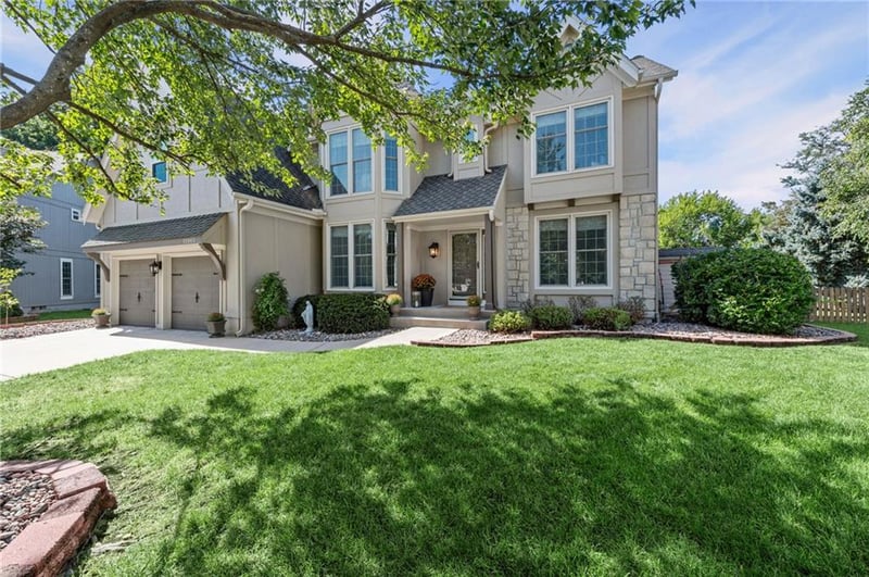 12860 Barton St, Overland Park, KS 66213
