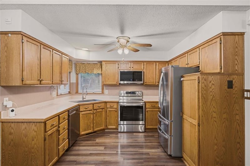 3536 Remington Ln, Leavenworth, KS 66048