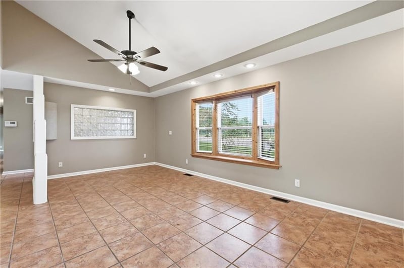 5621 Blue Ridge Cut Off N/A, Kansas City, MO 64133
