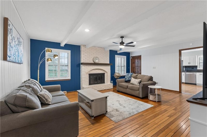 1704 NE 69th Ter, Gladstone, MO 64118