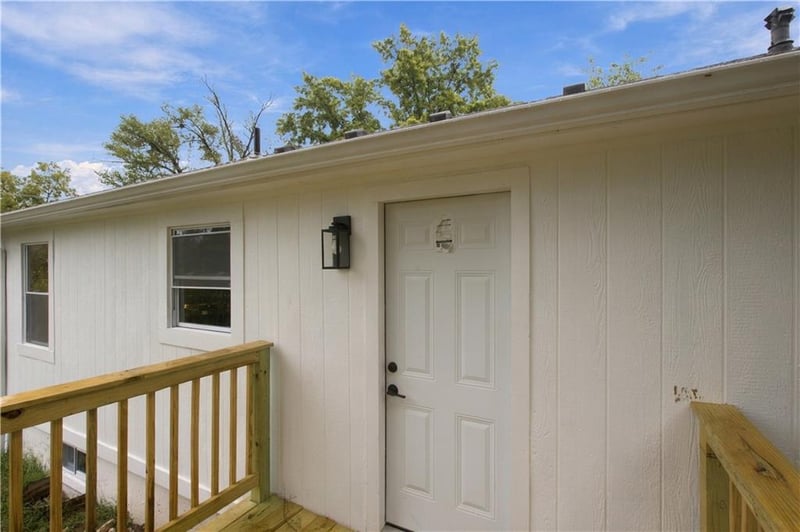 6300 Harris St, Raytown, MO 64133