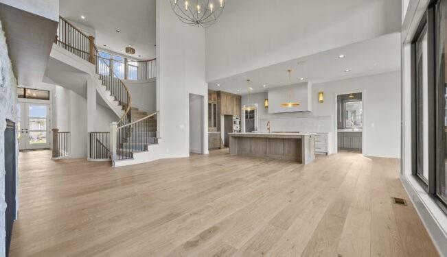 22041 W 99th Ter, Lenexa, KS 66220