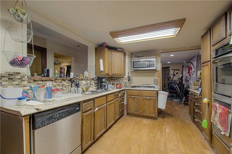 3006 NE Parvin Rd, Kansas City, MO 64117