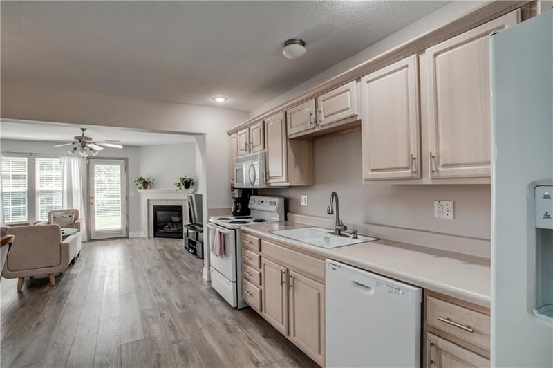 4529 NE 83rd St, Kansas City, MO 64119