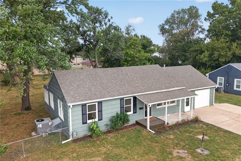 1037 S Brockway St, Olathe, KS 66061